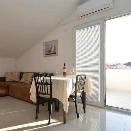 Apartmani Vedrana, Муртер Екстериор снимка