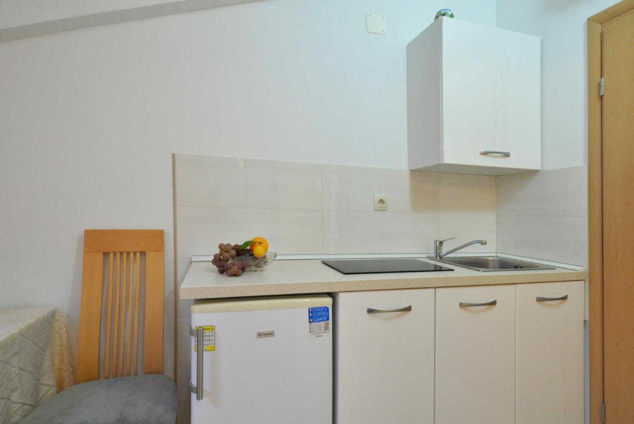 Apartmani Vedrana, Муртер Екстериор снимка