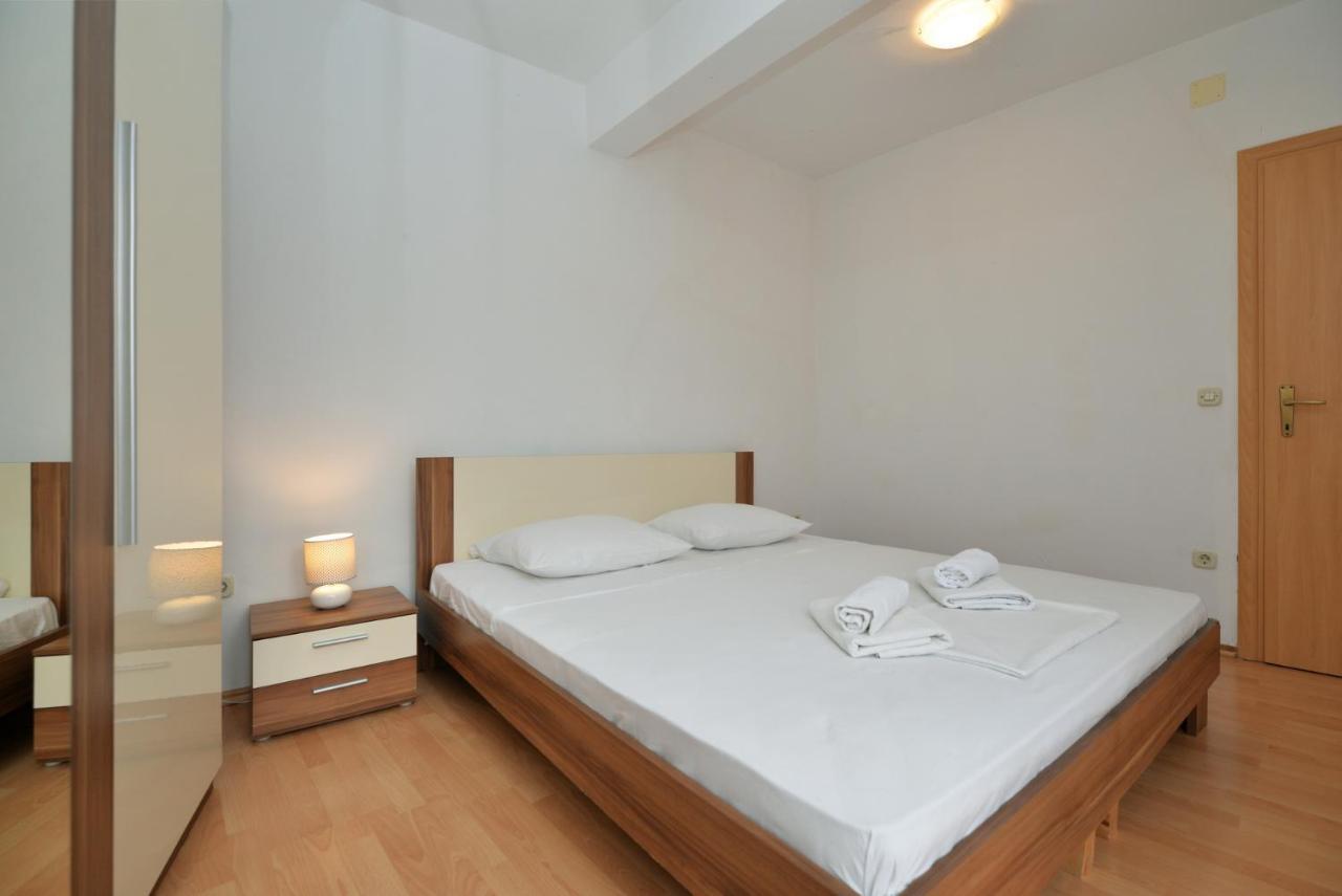 Apartmani Vedrana, Муртер Екстериор снимка