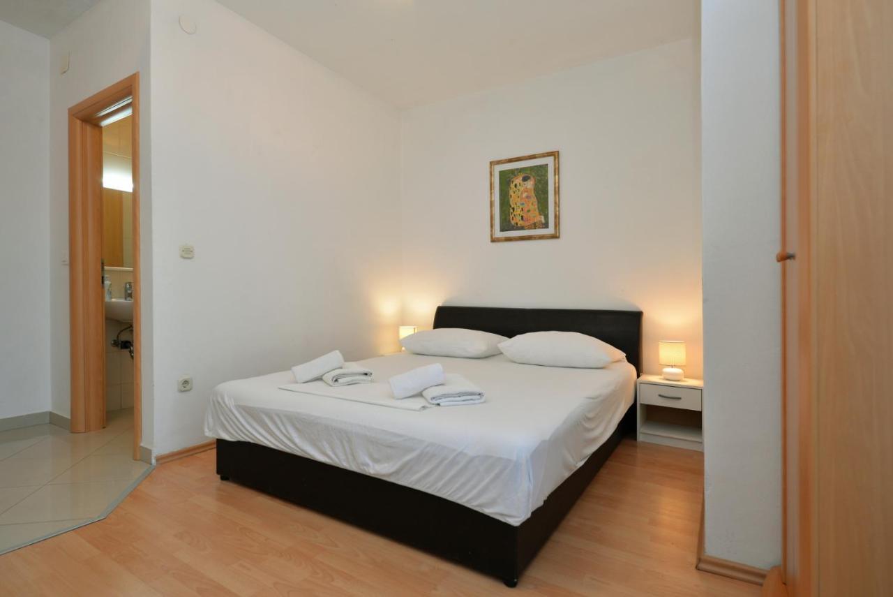 Apartmani Vedrana, Муртер Екстериор снимка
