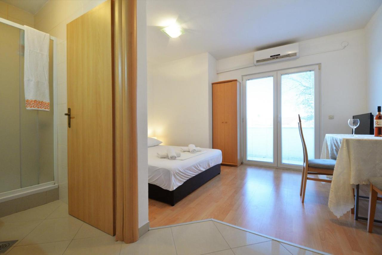 Apartmani Vedrana, Муртер Екстериор снимка