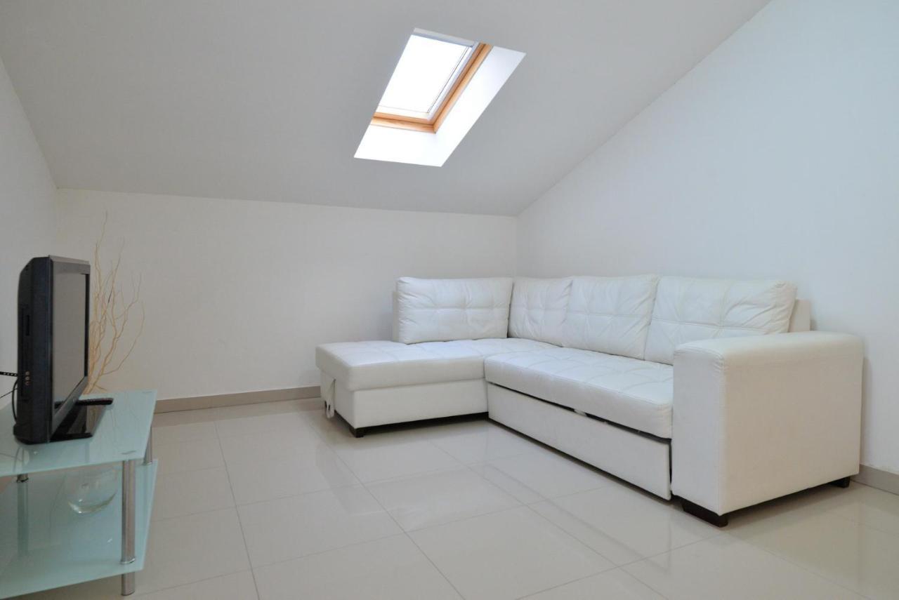 Apartmani Vedrana, Муртер Екстериор снимка